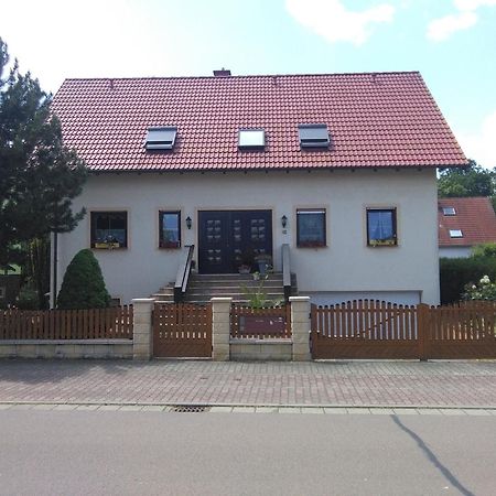 Haus Goehrenz Apartment Markranstädt Екстериор снимка